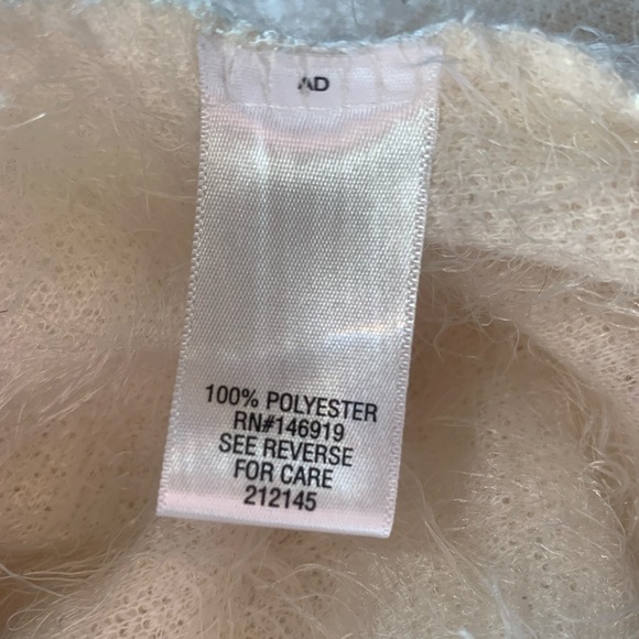 Candies Fuzzy Cream Knit Cardigan Long Sleeves Sz M - Picture 7 of 7